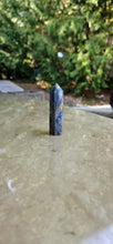 Load image into Gallery viewer, Blue Kyanite Point