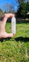 Load image into Gallery viewer, Tourmalated Quartz Point