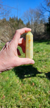 Load image into Gallery viewer, Nephrite Jade Point