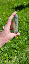 Load image into Gallery viewer, Prehnite Point
