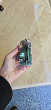 Load image into Gallery viewer, Bismuth Freeform
