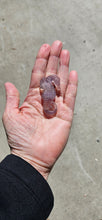 Load image into Gallery viewer, Fluorite Seahorse