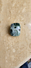 Load image into Gallery viewer, Moss Agate Palm Stone
