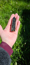 Load image into Gallery viewer, Labradorite Point