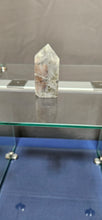 Load image into Gallery viewer, Labradorite Point