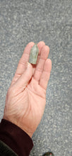 Load image into Gallery viewer, Labradorite Mini Point
