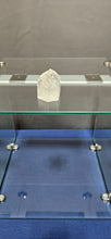 Load image into Gallery viewer, Clear Quartz Point