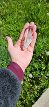 Load image into Gallery viewer, Clear Quartz Point
