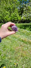 Load image into Gallery viewer, Amethyst Alien Head