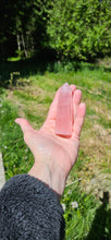Load image into Gallery viewer, Rose Quartz Point