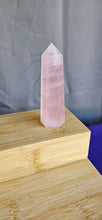 Load image into Gallery viewer, Rose Quartz Point