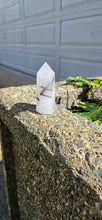 Load image into Gallery viewer, Tourmalated Quartz Point