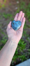 Load image into Gallery viewer, Labradorite Heart