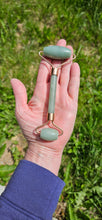 Load image into Gallery viewer, Gua Sha and Facial Roller Set