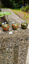 Load image into Gallery viewer, Unakite Small Apple