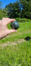 Load image into Gallery viewer, Kambaba Sphere