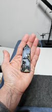 Load image into Gallery viewer, Blue Flower Agate Point