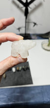 Load image into Gallery viewer, Clear Quartz Bear