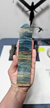 Load image into Gallery viewer, Blue Onyx Tower