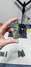 Load image into Gallery viewer, Chrome Diopside Point