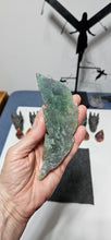 Load image into Gallery viewer, Green Fluorite Feather