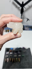 Load image into Gallery viewer, Clear Quartz Bear