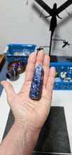 Load image into Gallery viewer, Sodalite Point