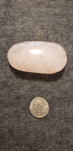 Load image into Gallery viewer, Rose Quartz Palm Stone