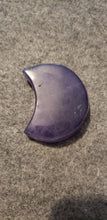 Load image into Gallery viewer, Fluorite Moon Dish