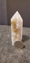 Load image into Gallery viewer, Flower Agate Point