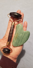 Load image into Gallery viewer, Gua Sha and Facial Roller Set