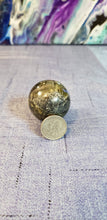 Load image into Gallery viewer, Labradorite Sphere