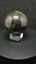 Load and play video in Gallery viewer, Labradorite Sphere