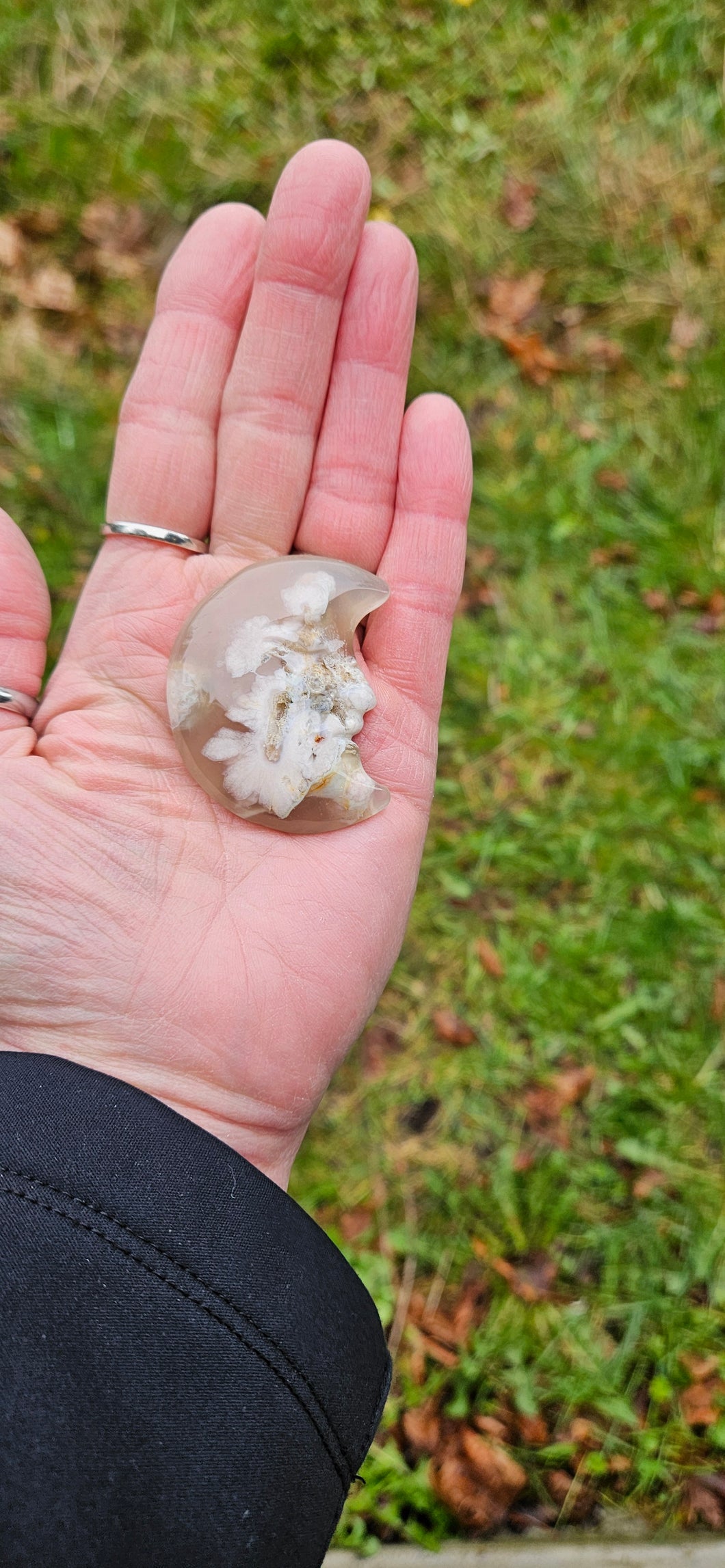 Flower Agate Moon Face