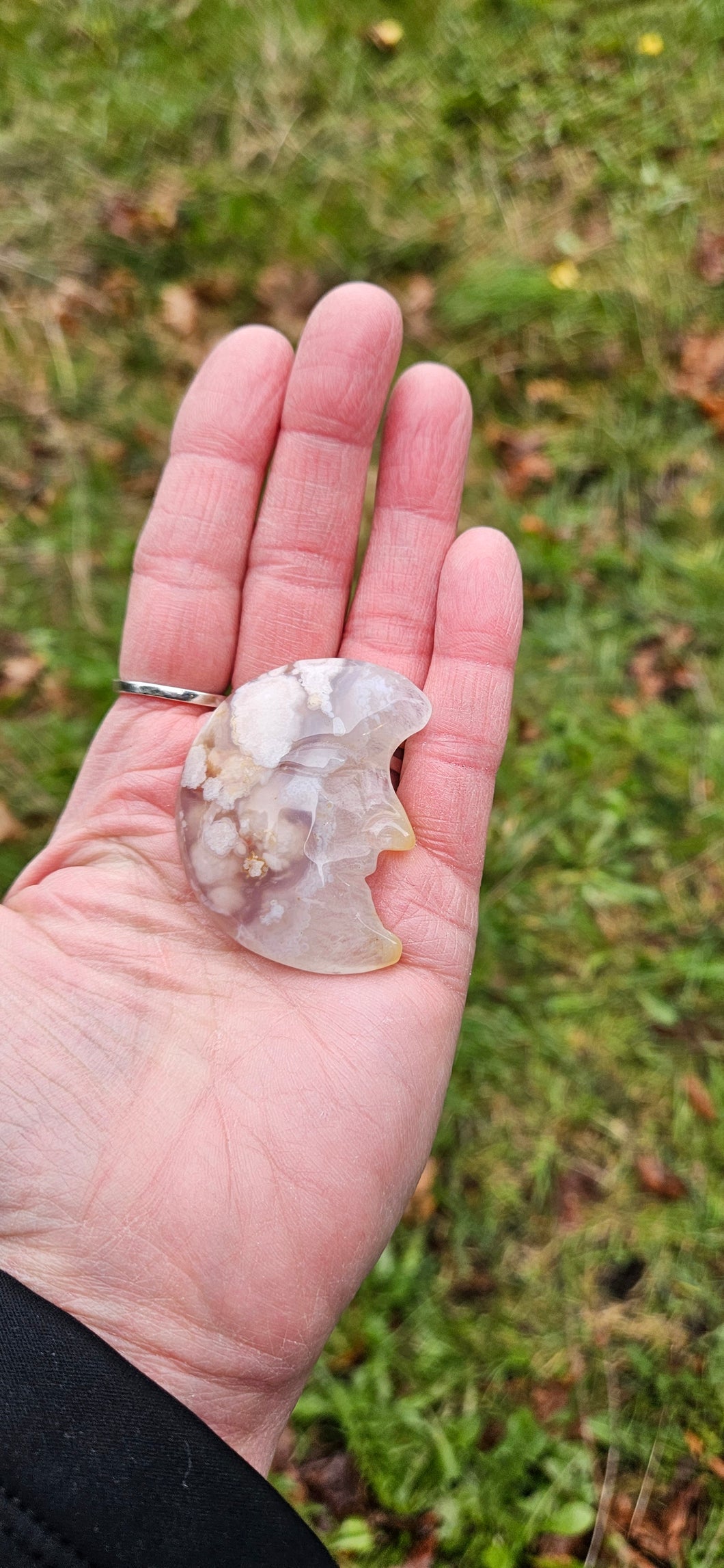 Flower Agate Moon Face