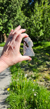 Load image into Gallery viewer, Grape Agate Point
