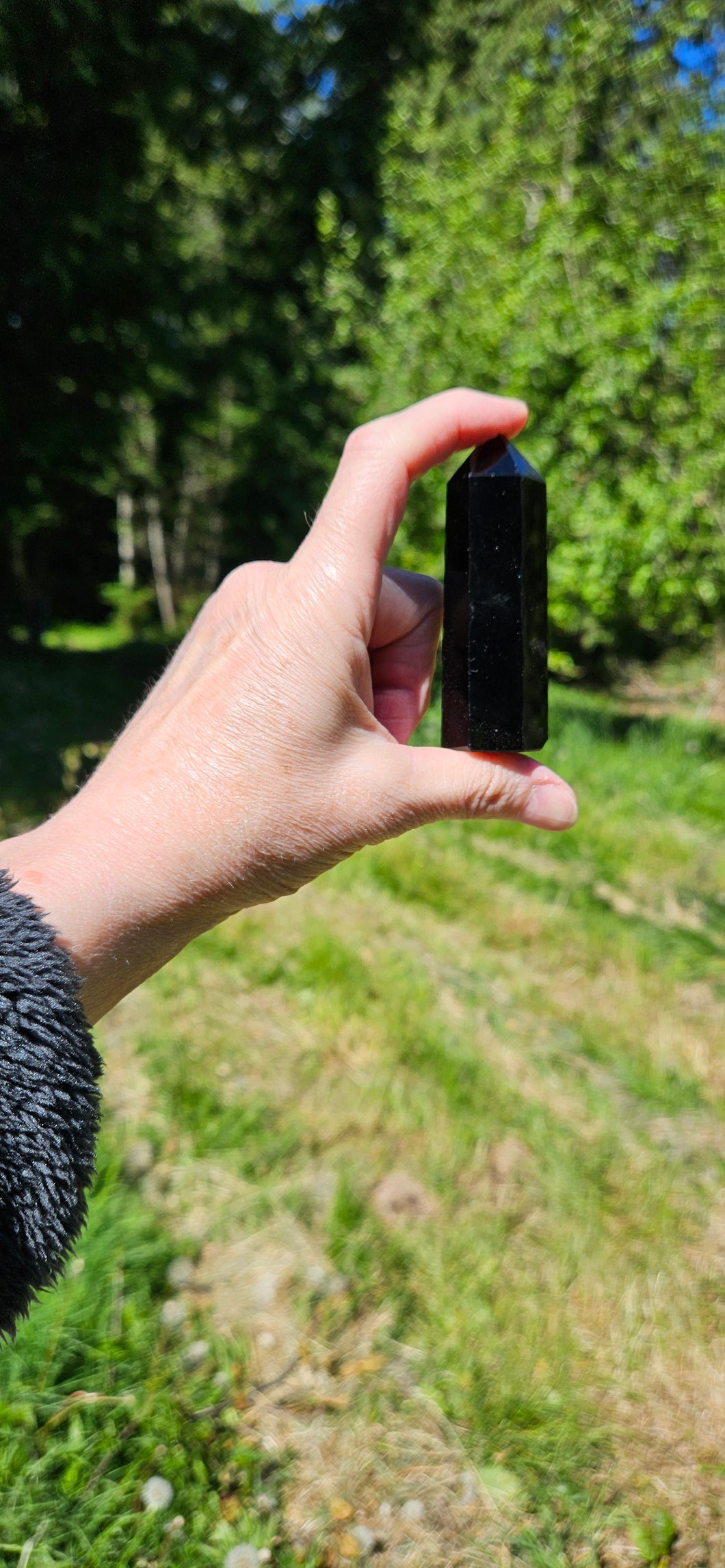 Black Obsidian Point