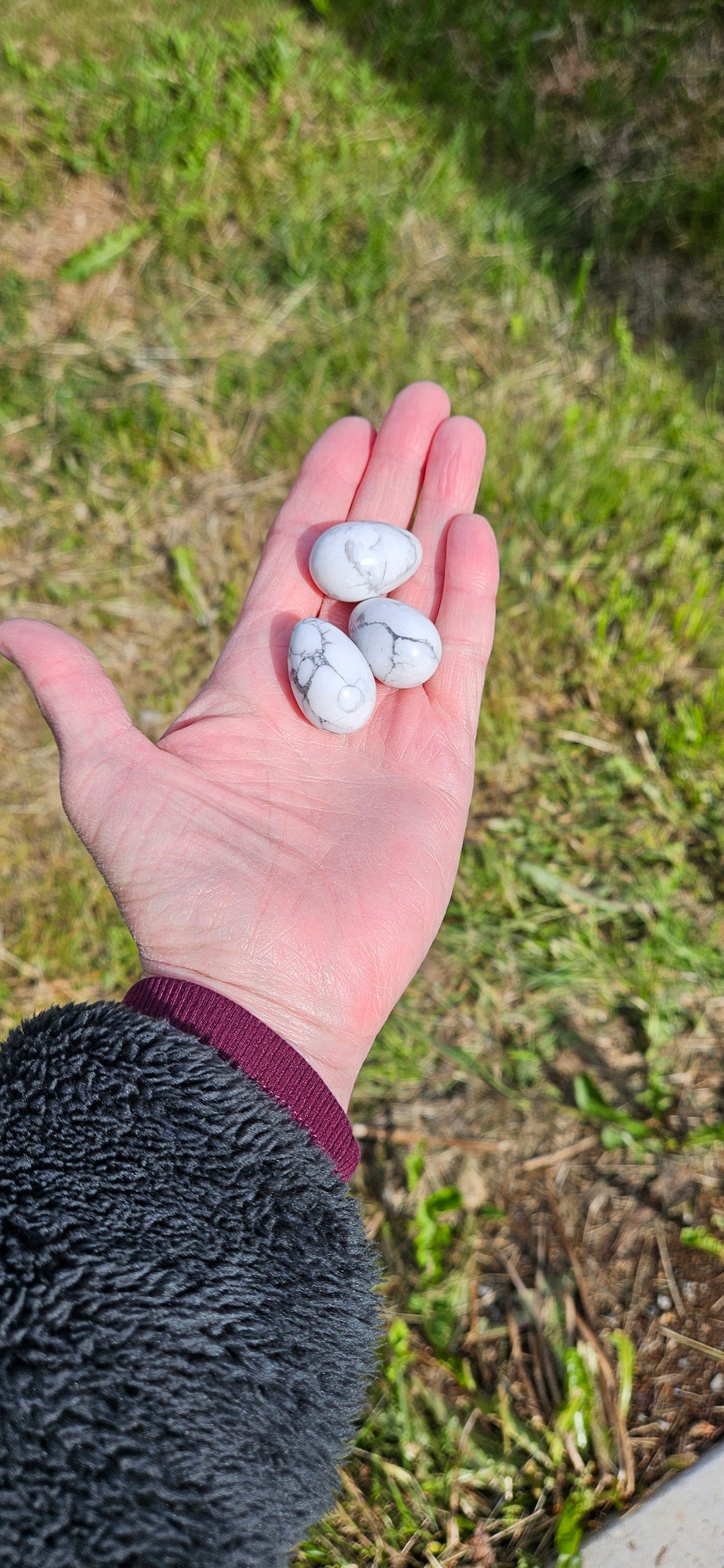 Howlite Mini Egg