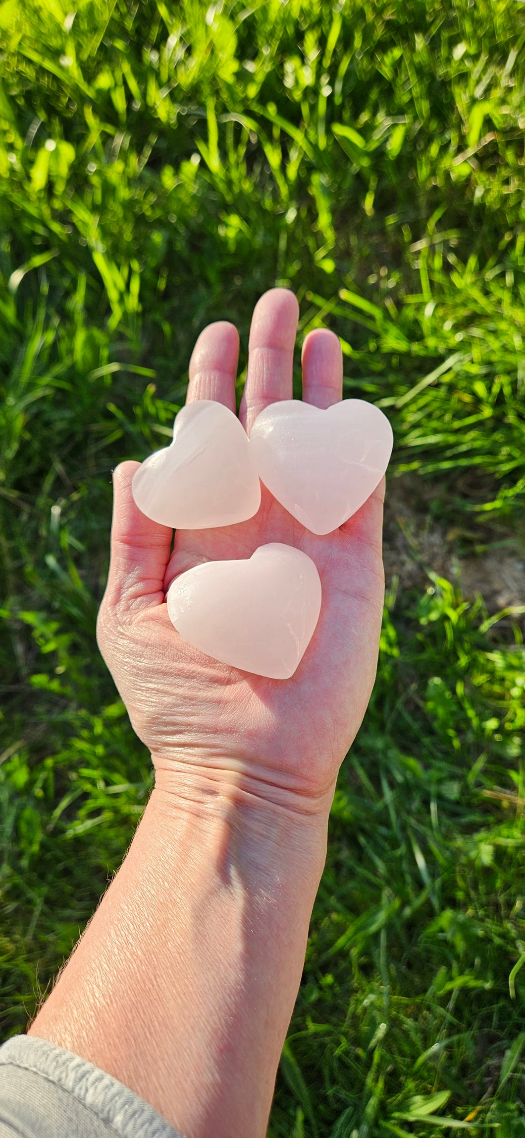 Mangano Calcite Hearts