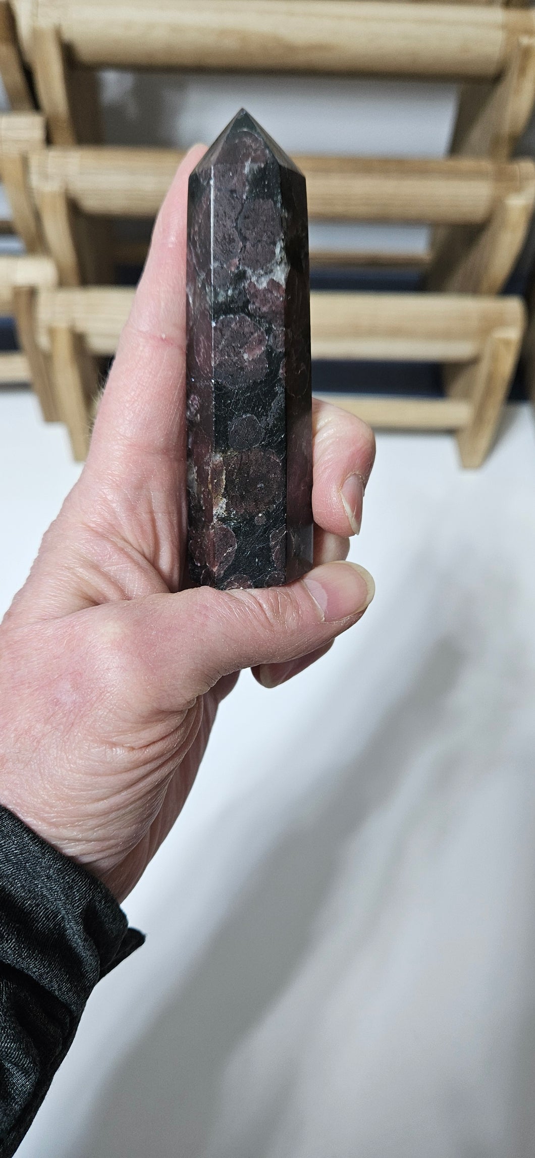 Garnet in Arfvedsonite Tower