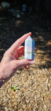 Load image into Gallery viewer, Aura Howlite Point
