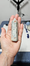 Load image into Gallery viewer, Moss Agate Point
