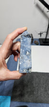 Load image into Gallery viewer, Blue Flower Agate Point
