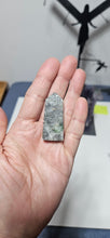 Load image into Gallery viewer, Chrome Diopside Point
