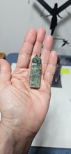 Load image into Gallery viewer, Chrome Diopside Point
