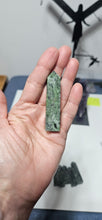 Load image into Gallery viewer, Chrome Diopside Point
