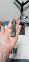 Load image into Gallery viewer, Chrome Diopside Point
