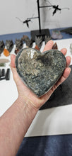 Load image into Gallery viewer, Amethyst Heart on Stand
