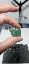 Load image into Gallery viewer, Green Aventurine Snail
