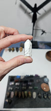 Load image into Gallery viewer, Howlite Mini Point
